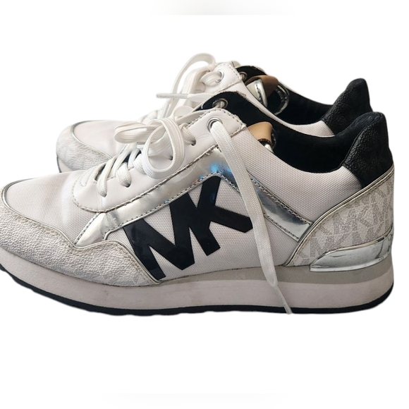 Michael Kors Maddy Two-Tone Logo Trainer Bright White - Picture 4 of 6